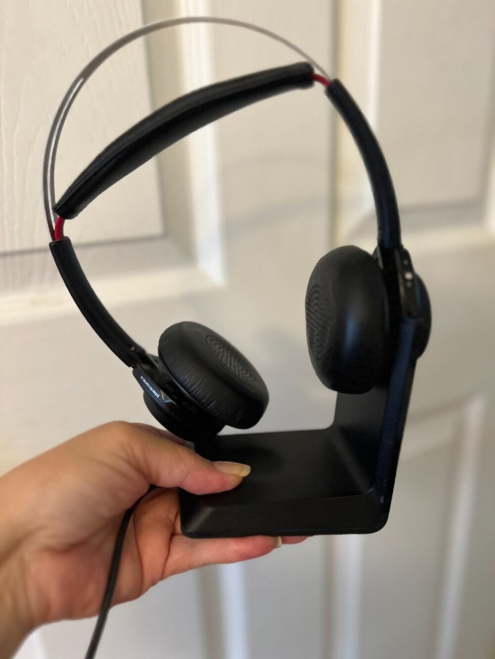Plantronics Voyager Focus UC Bluetooth Stereo Headset – Active Noise Canceling